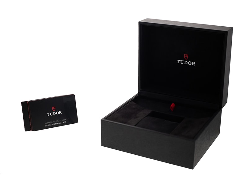Tudor Black Bay M79230B-0002